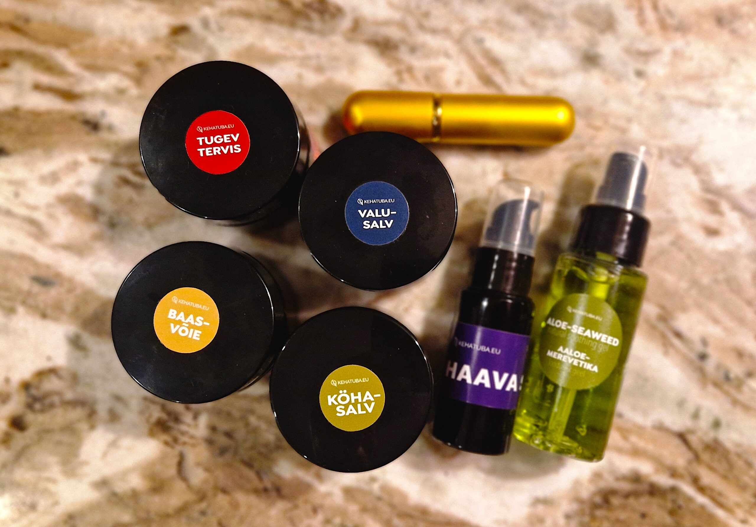 Koduaapteek komplekt